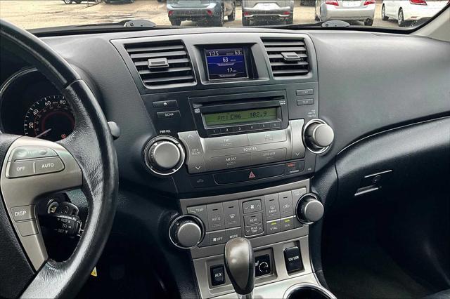 used 2010 Toyota Highlander car, priced at $10,990