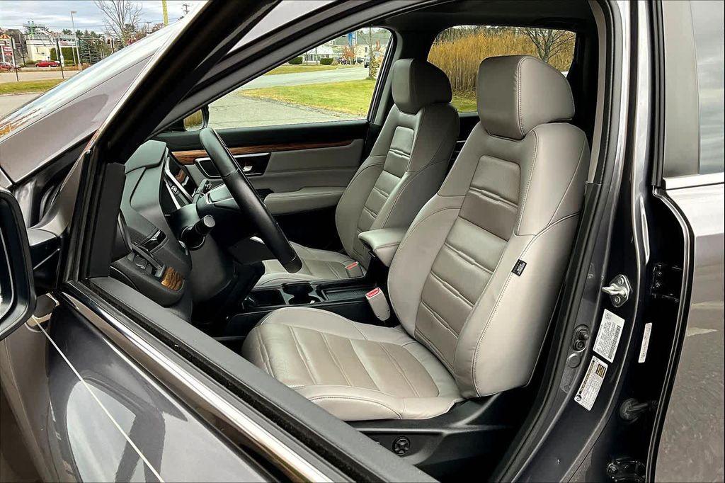 used 2017 Honda CR-V car, priced at $19,331