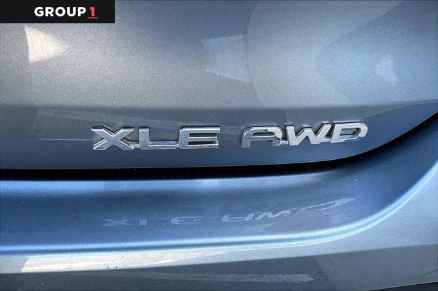 used 2022 Toyota Highlander car, priced at $42,900