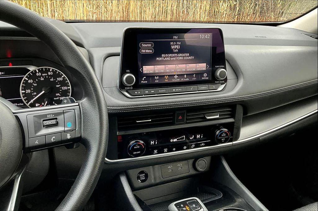 used 2024 Nissan Rogue car, priced at $21,991