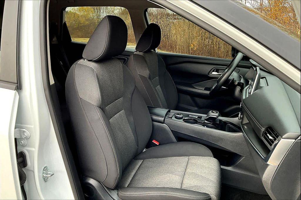 used 2024 Nissan Rogue car, priced at $21,991