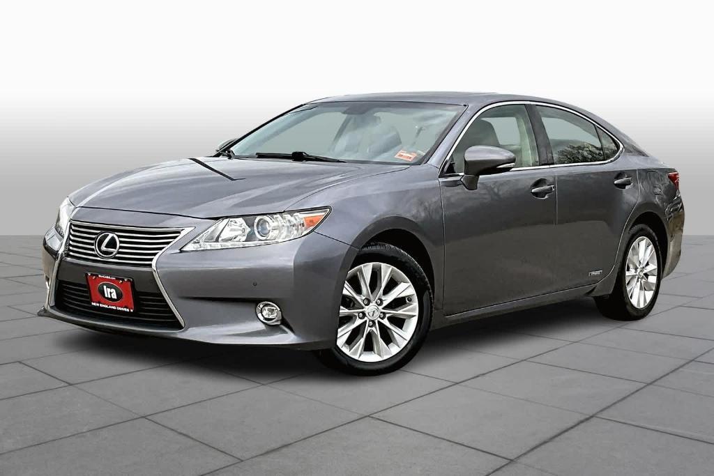 used 2015 Lexus ES 300h car, priced at $18,300