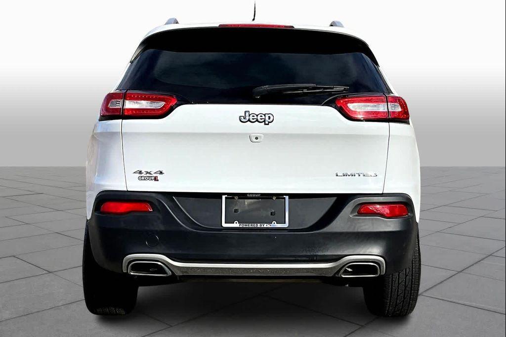 used 2015 Jeep Cherokee car, priced at $8,991