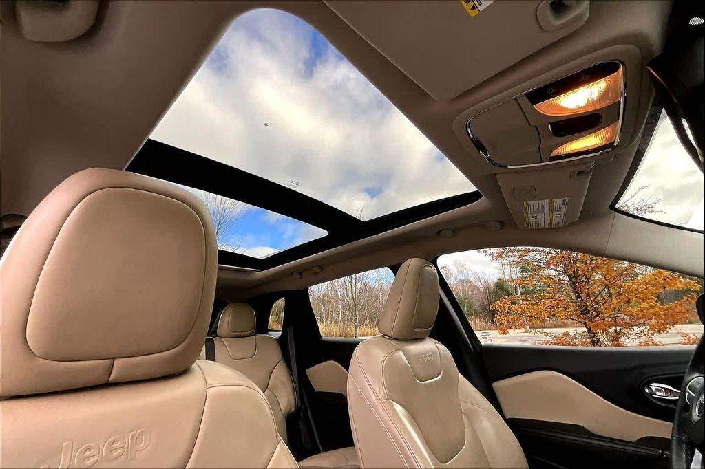 used 2015 Jeep Cherokee car, priced at $8,991