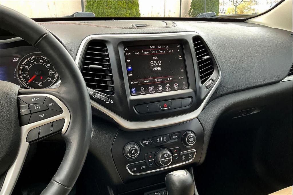 used 2015 Jeep Cherokee car, priced at $8,991