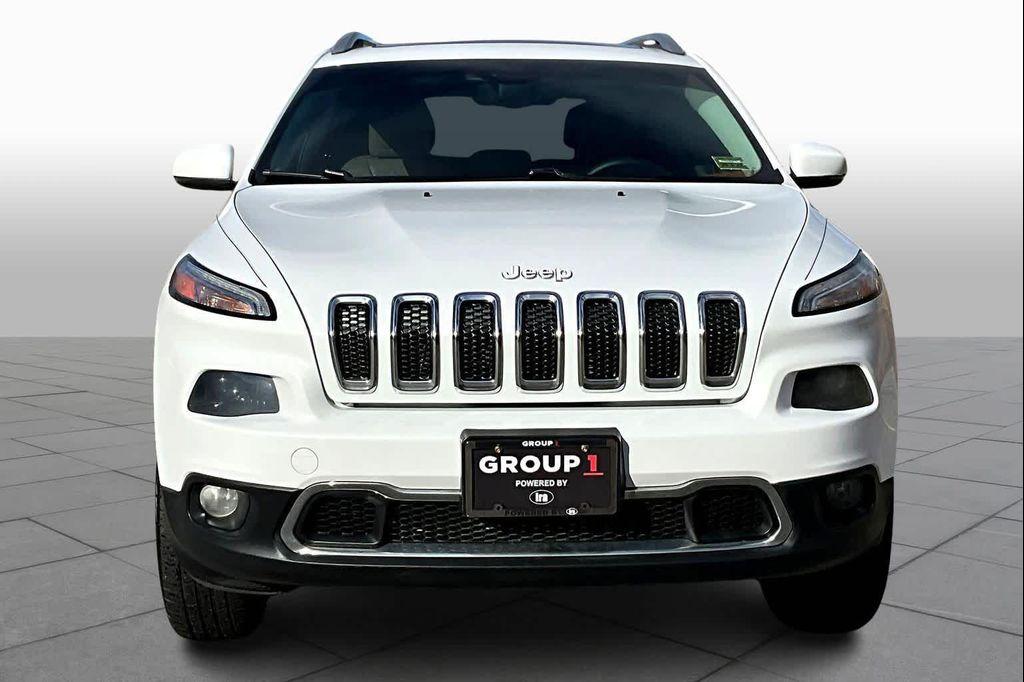 used 2015 Jeep Cherokee car, priced at $8,991