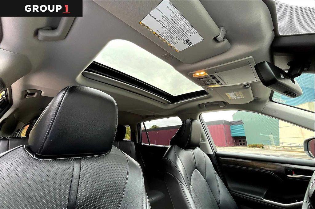 used 2023 Toyota Highlander car, priced at $41,991