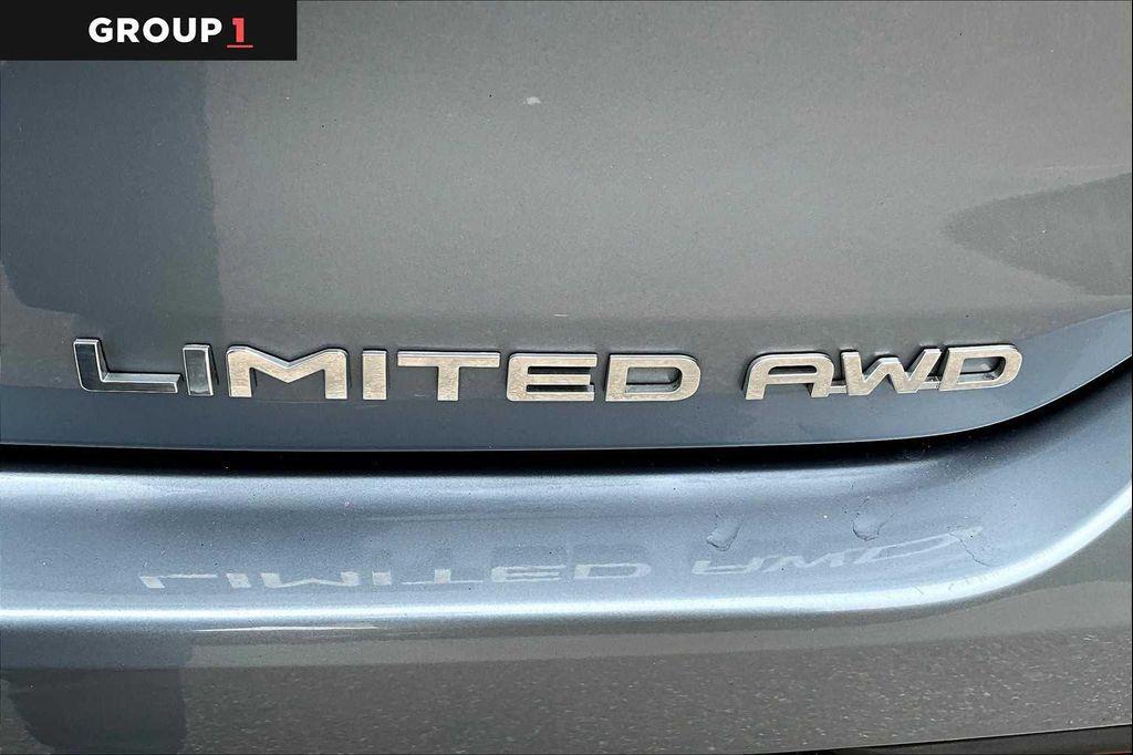 used 2023 Toyota Highlander car, priced at $41,991