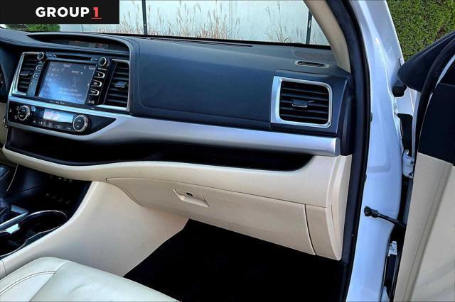 used 2019 Toyota Highlander car, priced at $24,120