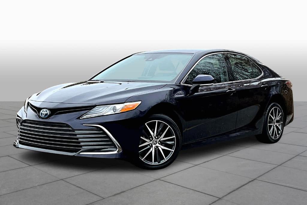 used 2022 Toyota Camry Hybrid car, priced at $32,900