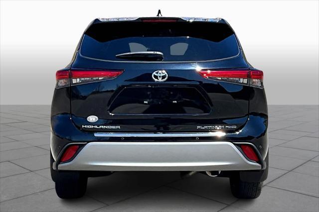 used 2020 Toyota Highlander car, priced at $38,990