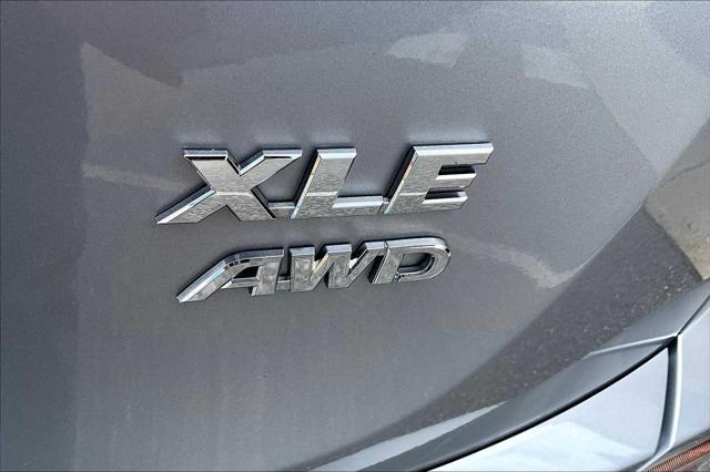 used 2018 Toyota RAV4 car, priced at $23,772