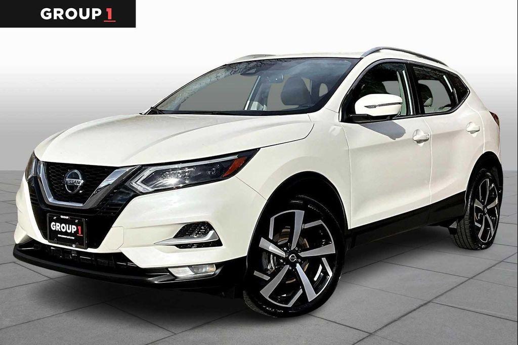 used 2022 Nissan Rogue Sport car, priced at $22,991
