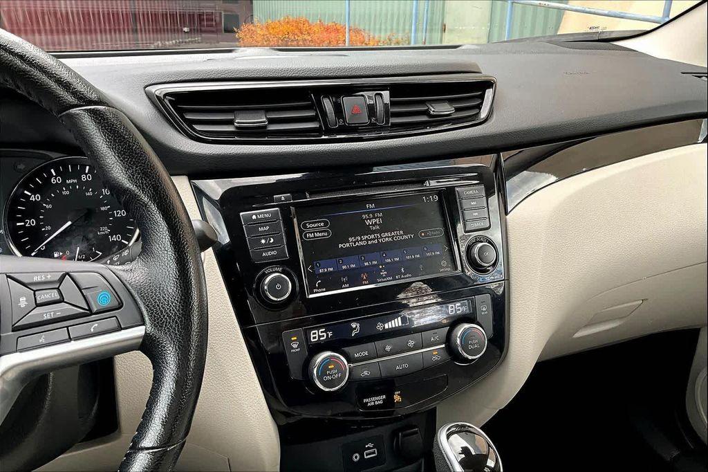 used 2022 Nissan Rogue Sport car, priced at $22,991