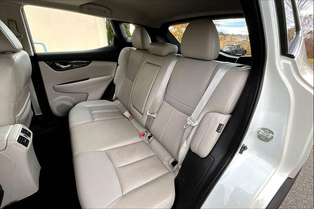 used 2022 Nissan Rogue Sport car, priced at $22,991