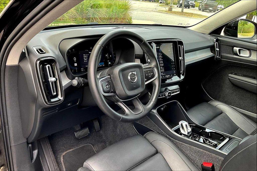 used 2025 Volvo XC40 car, priced at $33,500