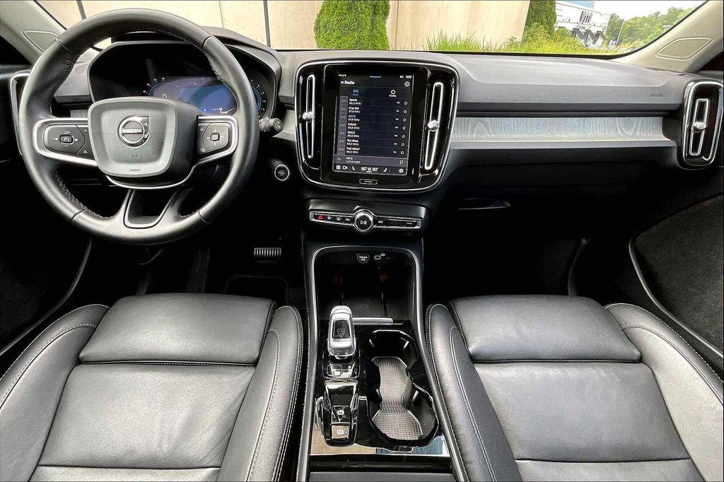 used 2025 Volvo XC40 car, priced at $33,500