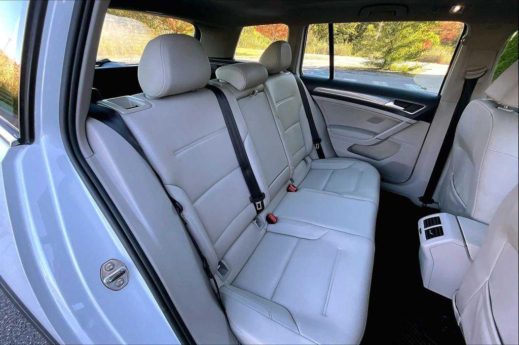 used 2017 Volkswagen Golf Alltrack car, priced at $14,991