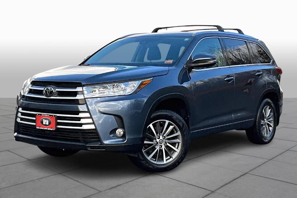 used 2018 Toyota Highlander car, priced at $27,900