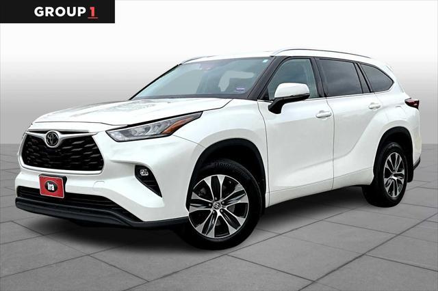 used 2020 Toyota Highlander car, priced at $29,990