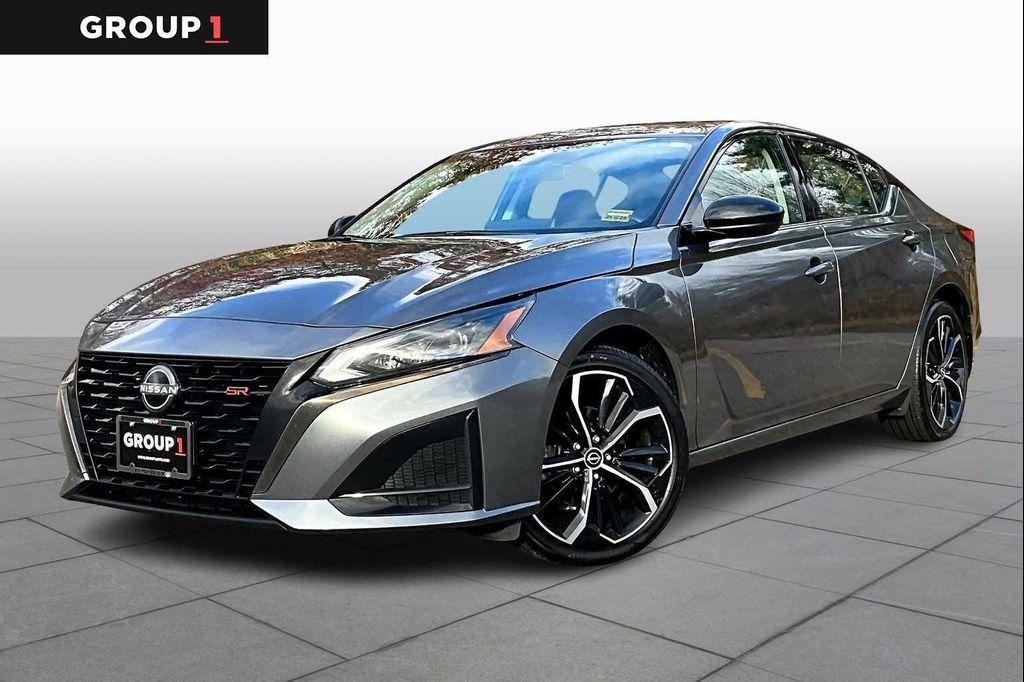used 2023 Nissan Altima car, priced at $23,611