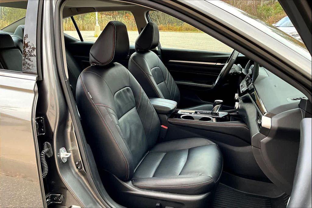 used 2023 Nissan Altima car, priced at $23,611
