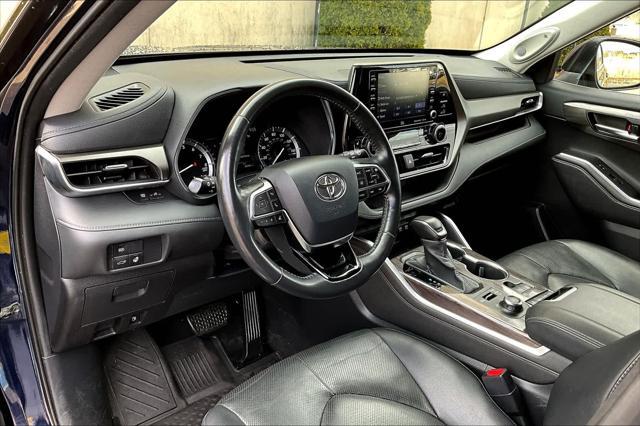 used 2020 Toyota Highlander car, priced at $35,000