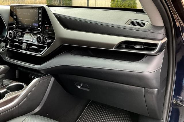 used 2020 Toyota Highlander car, priced at $35,000
