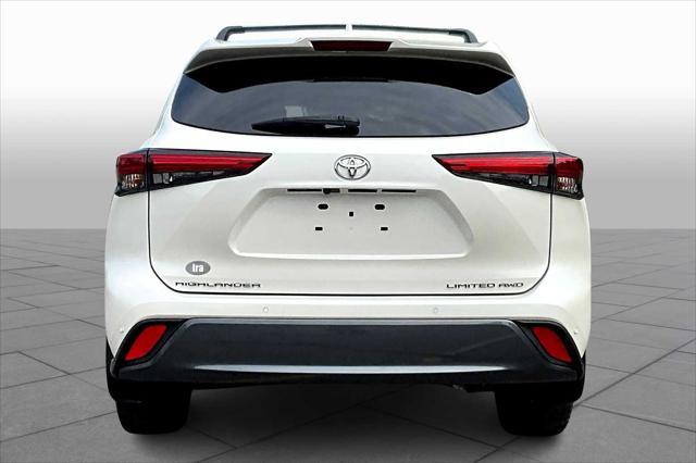 used 2021 Toyota Highlander car, priced at $39,500
