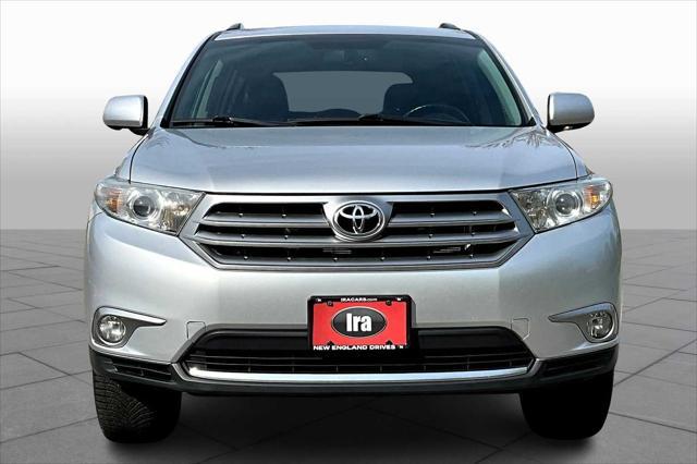 used 2013 Toyota Highlander car, priced at $15,500