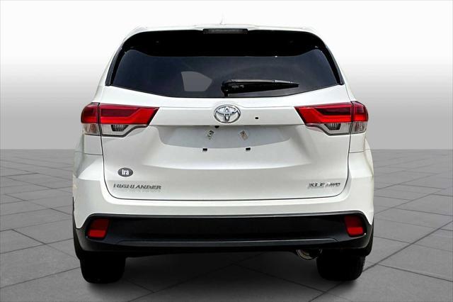 used 2019 Toyota Highlander car, priced at $31,900