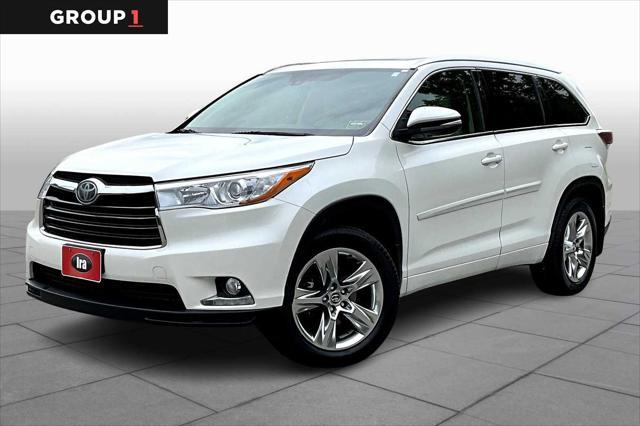 used 2016 Toyota Highlander car, priced at $25,990