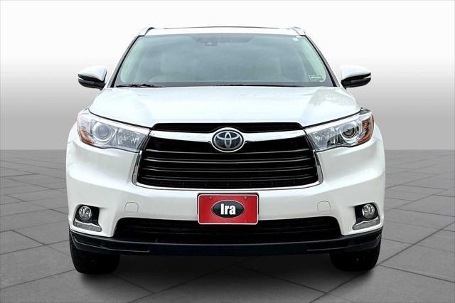 used 2016 Toyota Highlander car, priced at $25,990