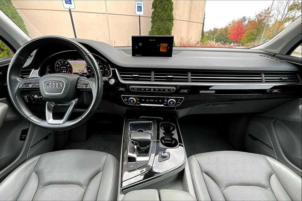 used 2019 Audi Q7 car, priced at $20,106