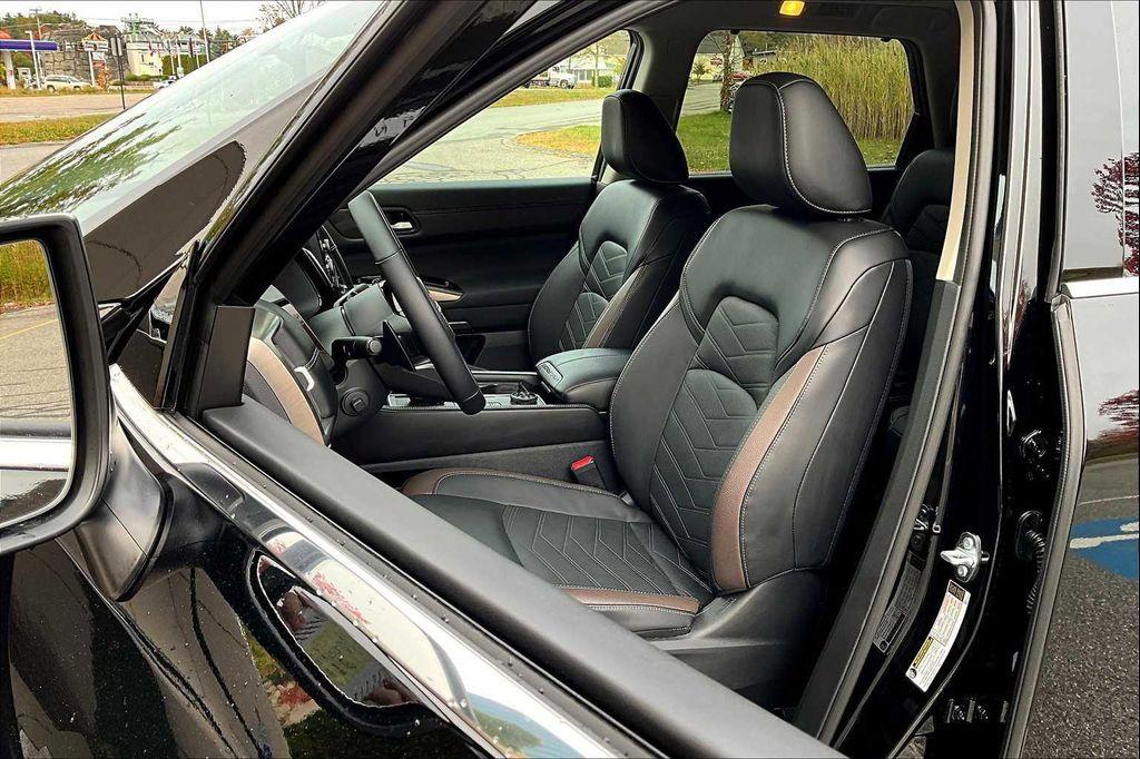 used 2025 Nissan Pathfinder car, priced at $44,843