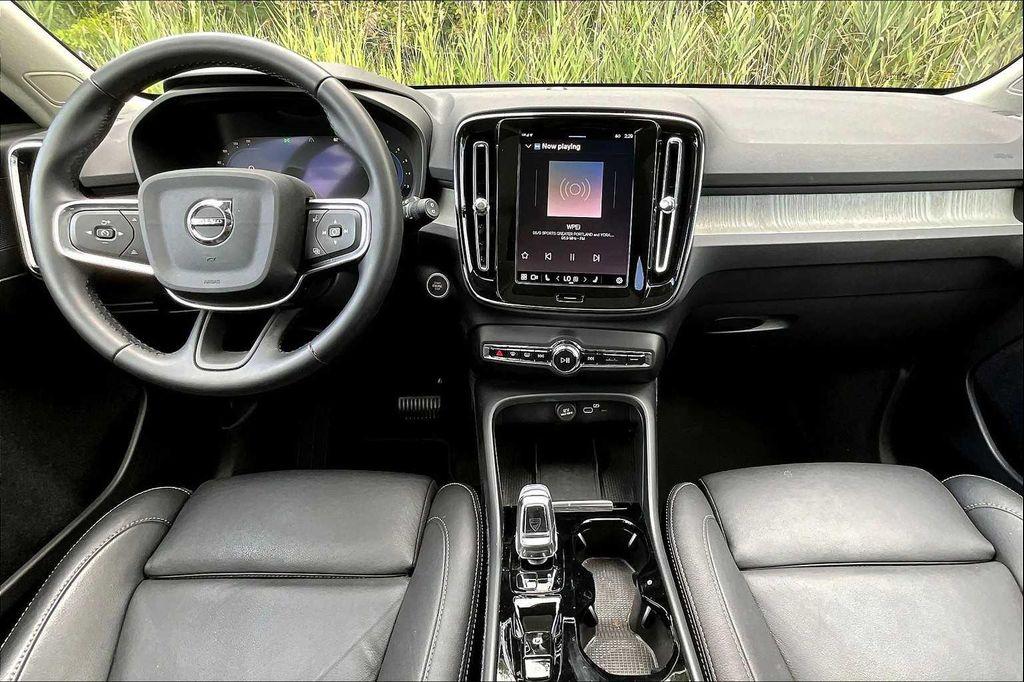 used 2025 Volvo XC40 car, priced at $35,552