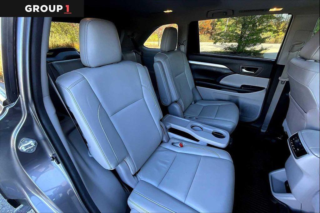 used 2017 Toyota Highlander car, priced at $21,991
