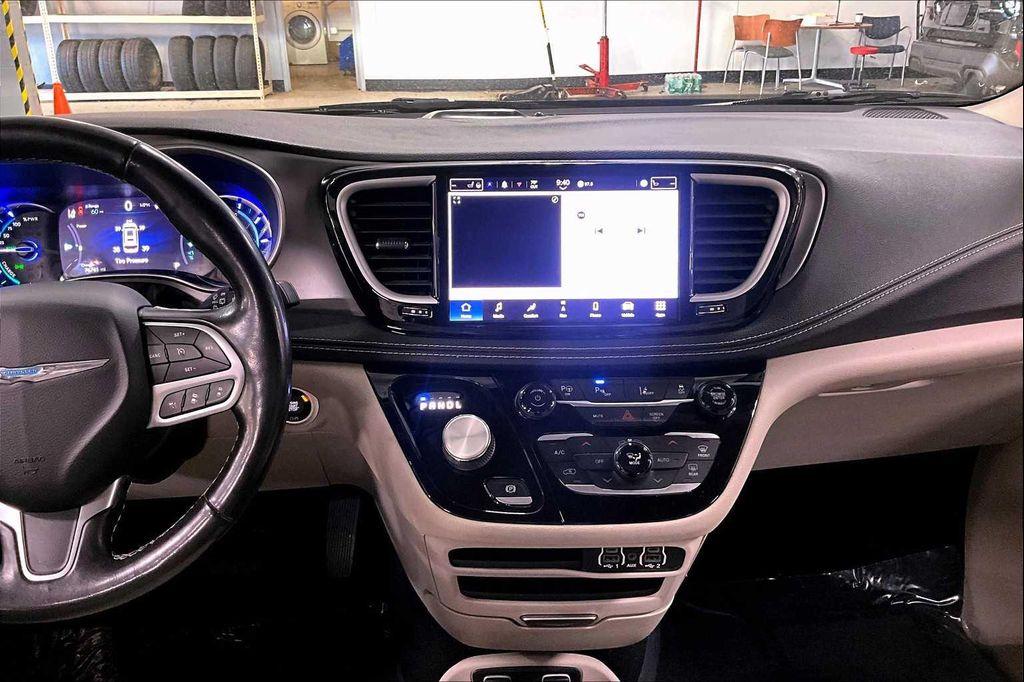 used 2021 Chrysler Pacifica Hybrid car, priced at $22,610