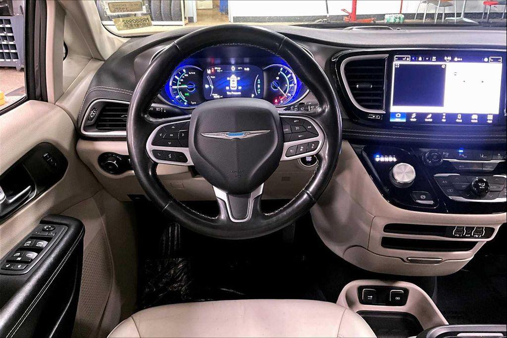used 2021 Chrysler Pacifica Hybrid car, priced at $22,610
