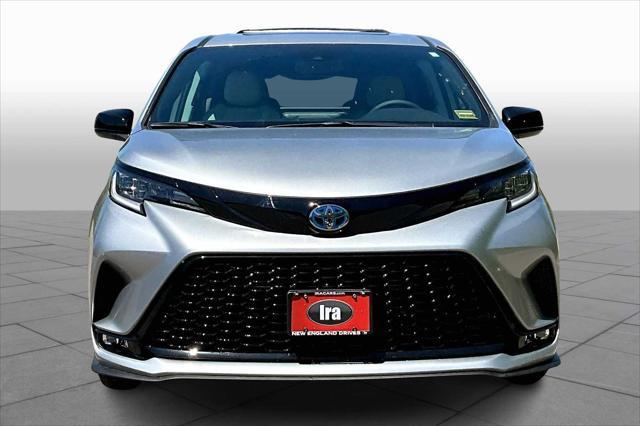 used 2025 Toyota Sienna car, priced at $53,402