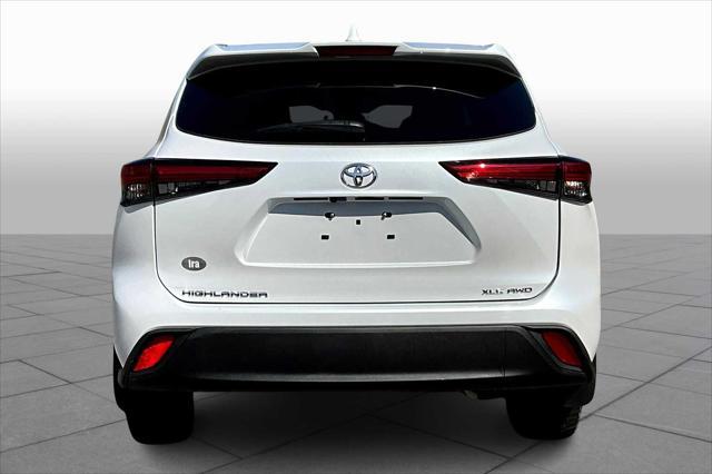 used 2022 Toyota Highlander car, priced at $40,990