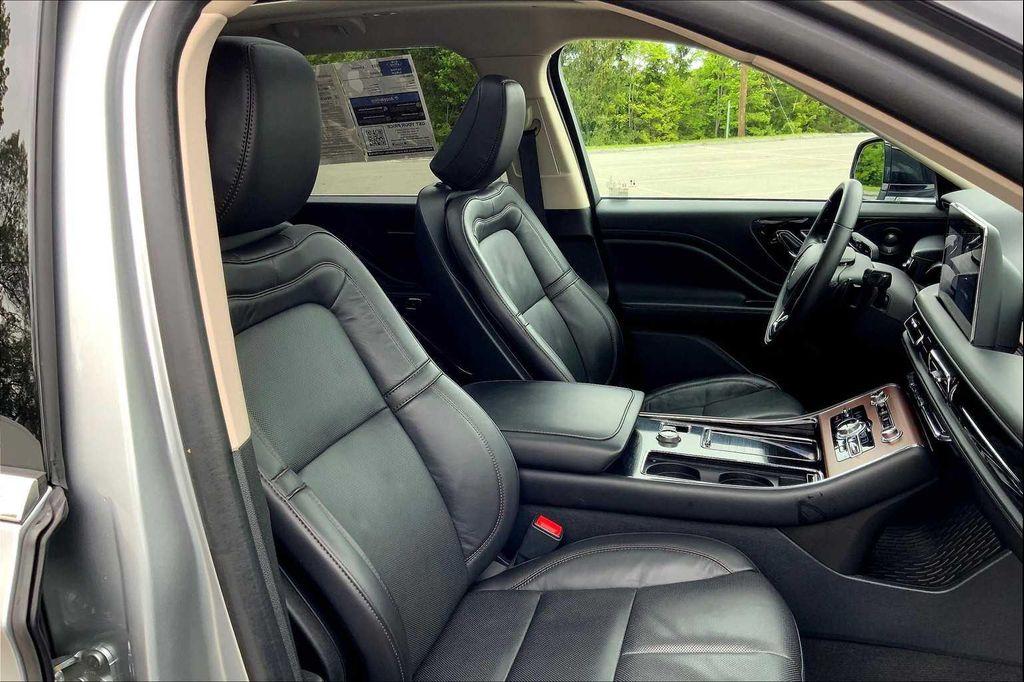 used 2023 Lincoln Aviator car, priced at $47,847