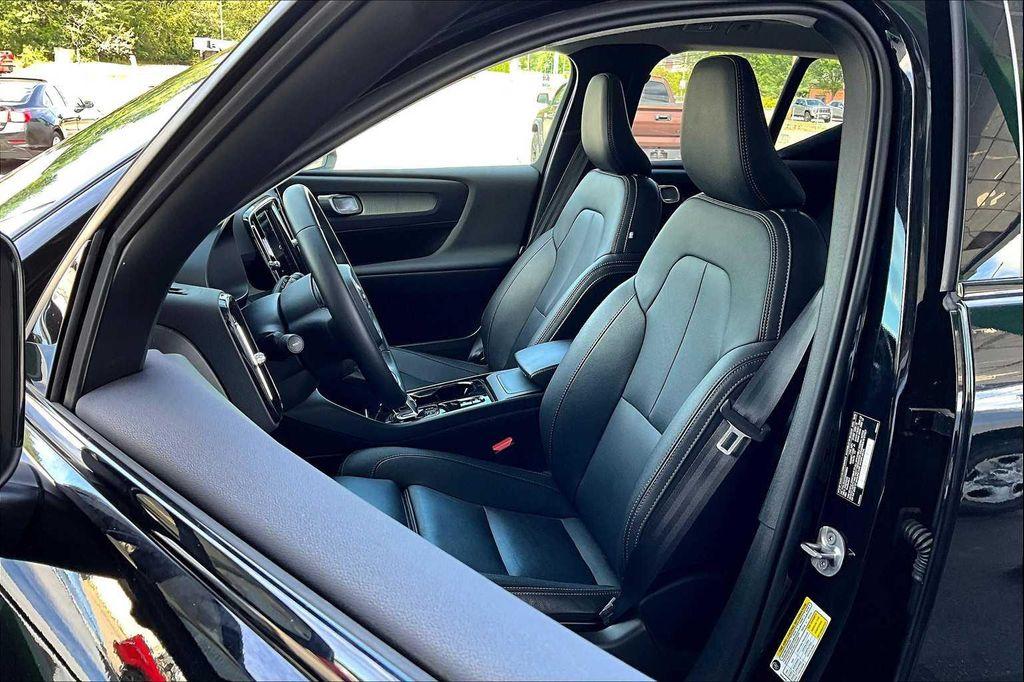 used 2025 Volvo XC40 car, priced at $33,900