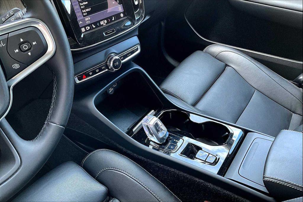 used 2025 Volvo XC40 car, priced at $33,900