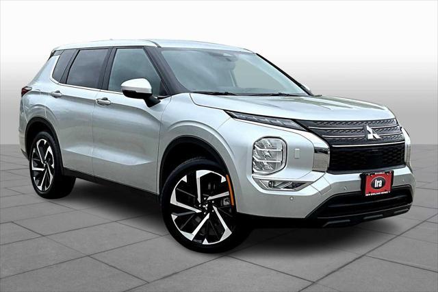 used 2023 Mitsubishi Outlander car, priced at $23,900