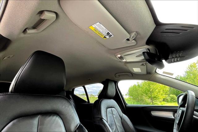 used 2022 Volvo XC40 car, priced at $27,900