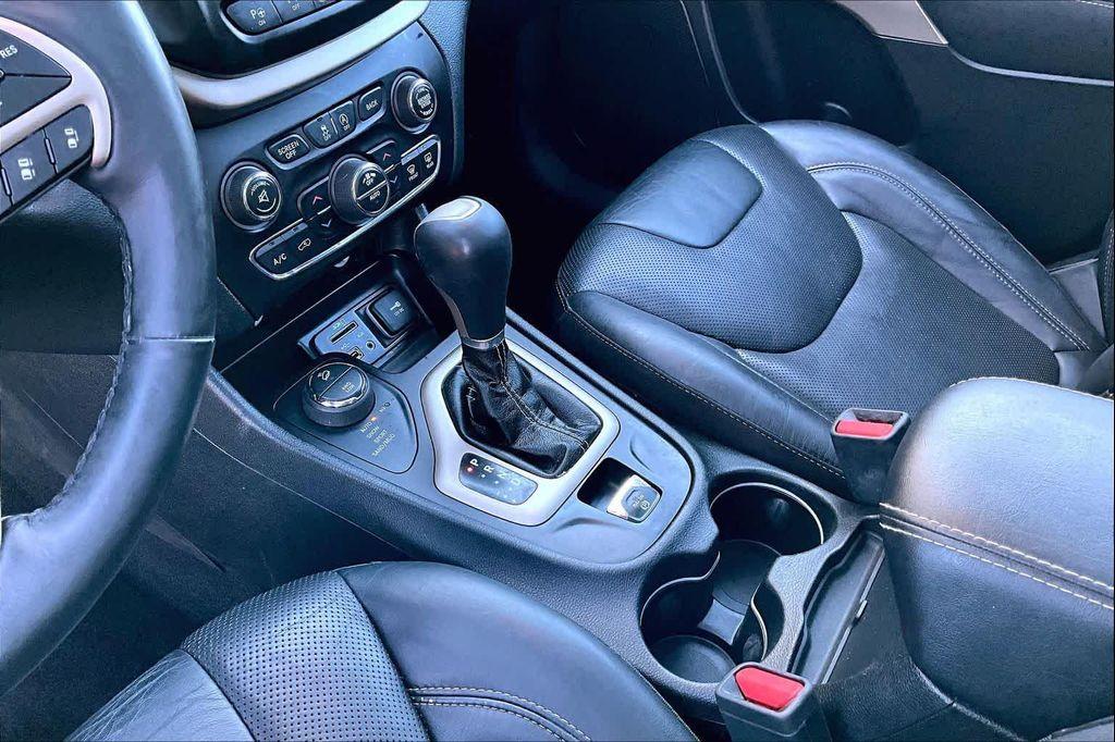 used 2018 Jeep Cherokee car, priced at $15,824