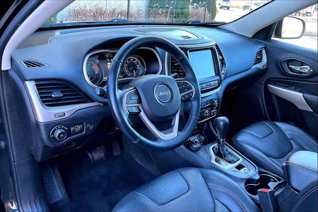 used 2018 Jeep Cherokee car, priced at $15,824