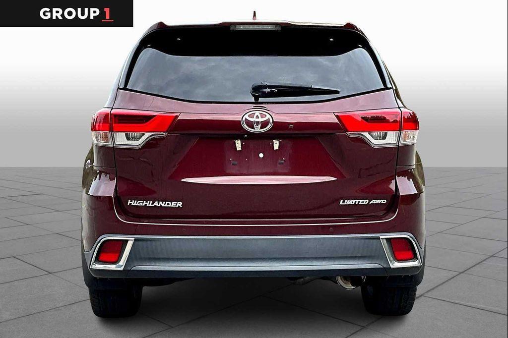used 2019 Toyota Highlander car, priced at $32,992