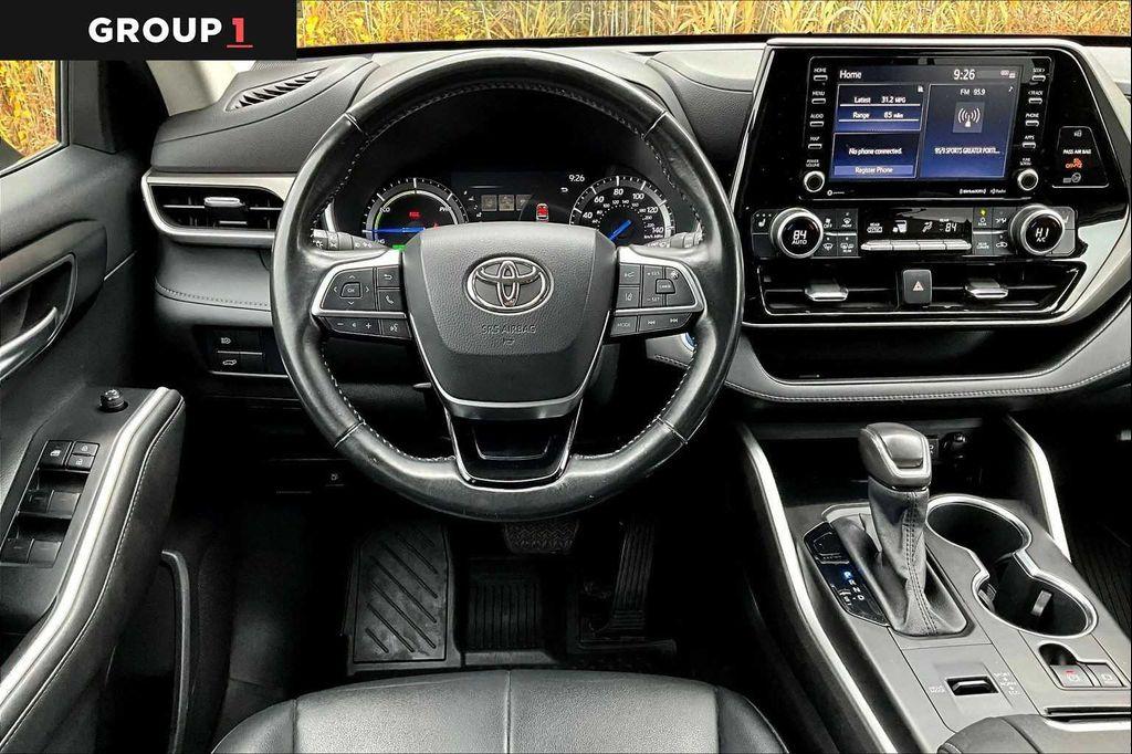 used 2021 Toyota Highlander Hybrid car, priced at $29,991